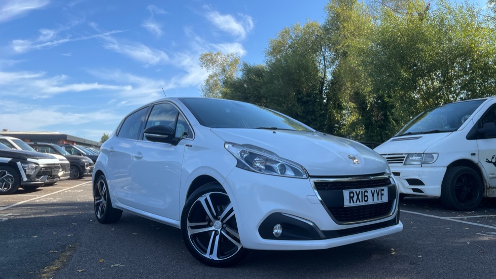 Peugeot 208 1.2 PureTech 110 GT Line 5dr Petrol Hatchback - Image 44