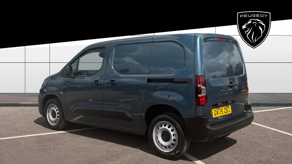 Peugeot Partner Standard Diesel 1.5 BlueHDi 100 Professional Van - Image 2