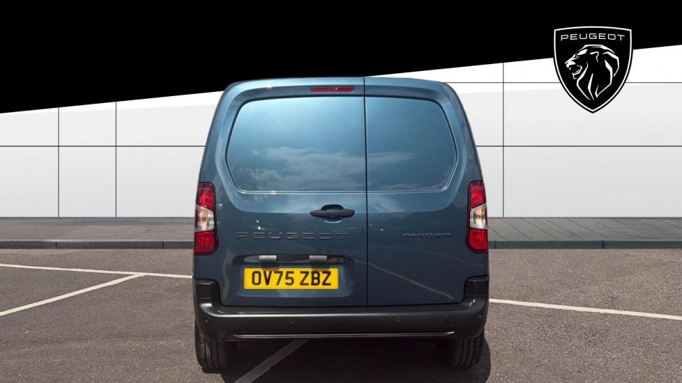 Peugeot Partner Standard Diesel 1.5 BlueHDi 100 Professional Van - Image 6