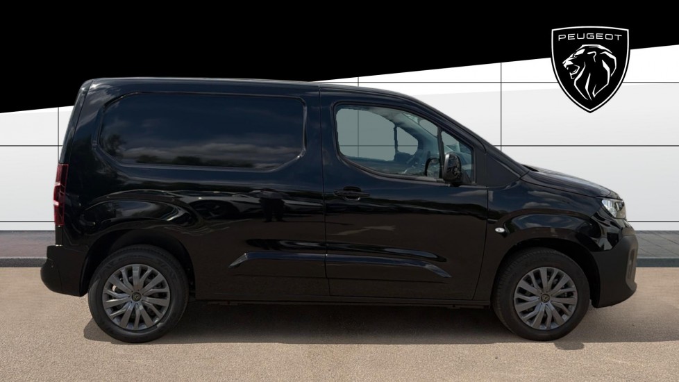 Peugeot Partner Standard Diesel 1.5 BlueHDi 100 Asphalt Van - Image 5