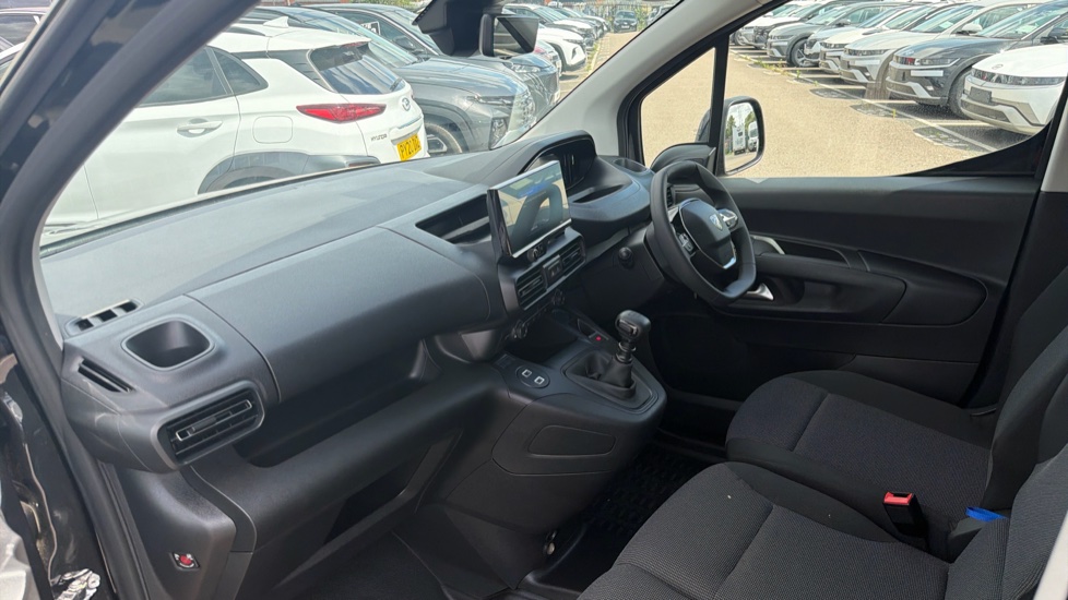 Peugeot Partner Standard Diesel 1.5 BlueHDi 100 Asphalt Van - Image 9