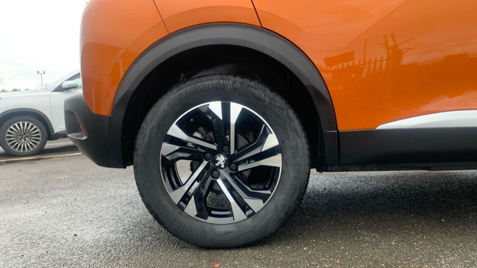 Peugeot 2008 1.2 PureTech 130 Allure Premium+ 5dr EAT8 Petrol Estate - Image 7