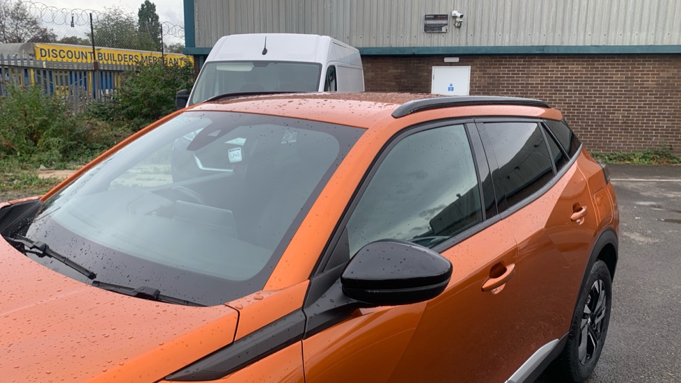 Peugeot 2008 1.2 PureTech 130 Allure Premium+ 5dr EAT8 Petrol Estate - Image 24