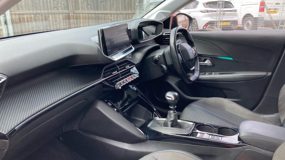 Peugeot 208 1.2 PureTech 100 Allure 5dr Petrol Hatchback - Image 9