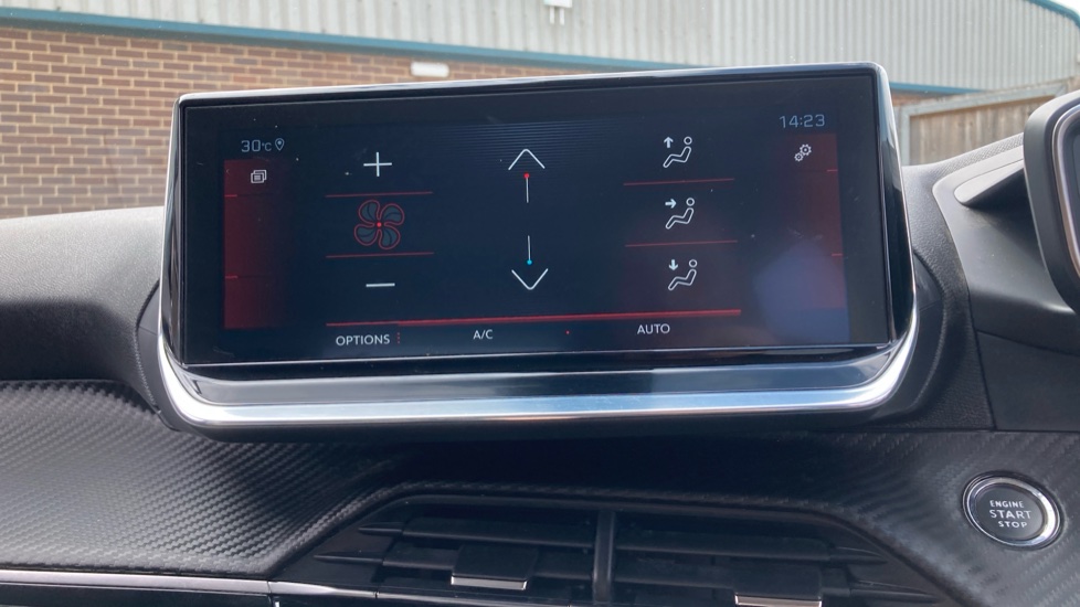 Peugeot 208 1.2 PureTech 100 Allure 5dr Petrol Hatchback - Image 39
