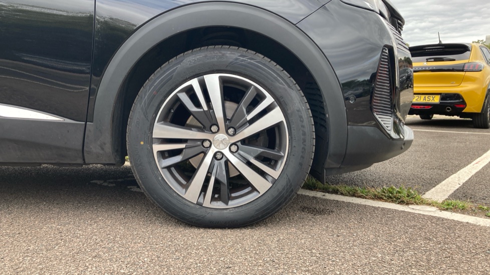 Peugeot 5008 1.5 BlueHDi Allure Premium+ 5dr EAT8 Diesel Estate - Image 7