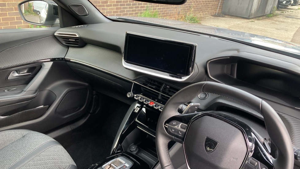 Peugeot 2008 1.2 PureTech 130 Allure 5dr EAT8 Petrol Estate - Image 14