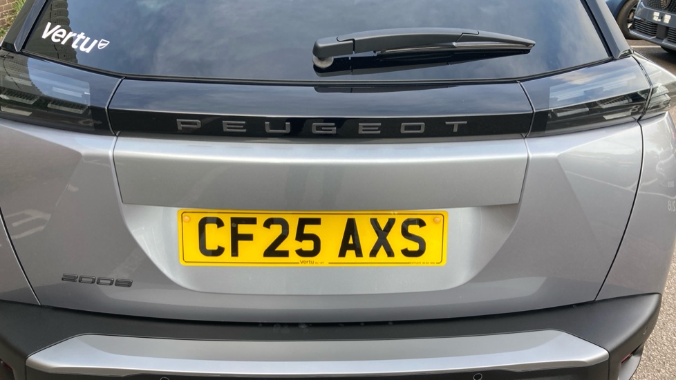 Peugeot 2008 1.2 PureTech 130 Allure 5dr EAT8 Petrol Estate - Image 38