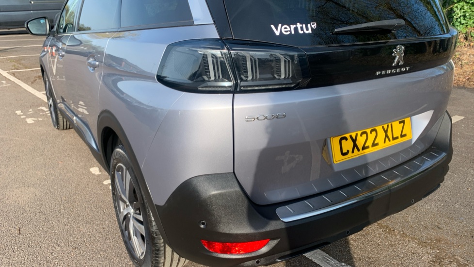 Peugeot 5008 1.5 BlueHDi Allure 5dr Diesel Estate - Image 29