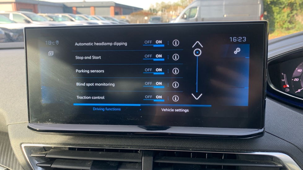 Peugeot 5008 1.5 BlueHDi Allure 5dr Diesel Estate - Image 37
