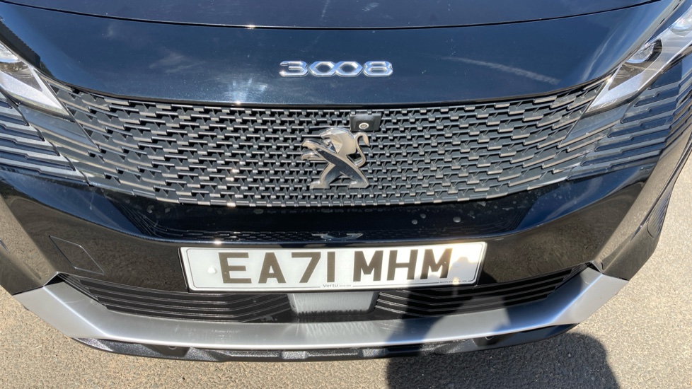 Peugeot 3008 1.2 PureTech GT Premium 5dr EAT8 Petrol Estate - Image 35