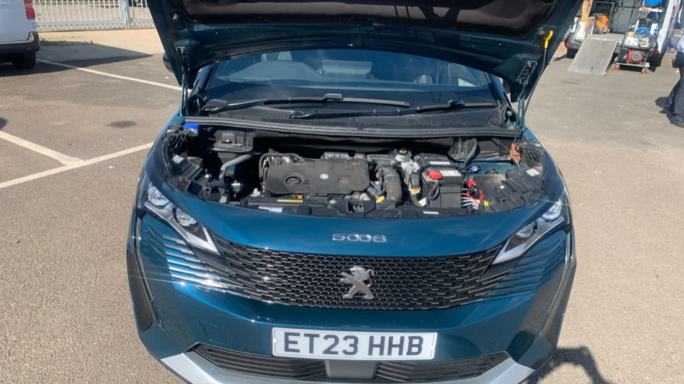 Peugeot 5008 1.5 BlueHDi GT 5dr EAT8 Diesel Estate - Image 8