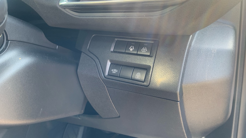 Peugeot 5008 1.5 BlueHDi GT 5dr EAT8 Diesel Estate - Image 37