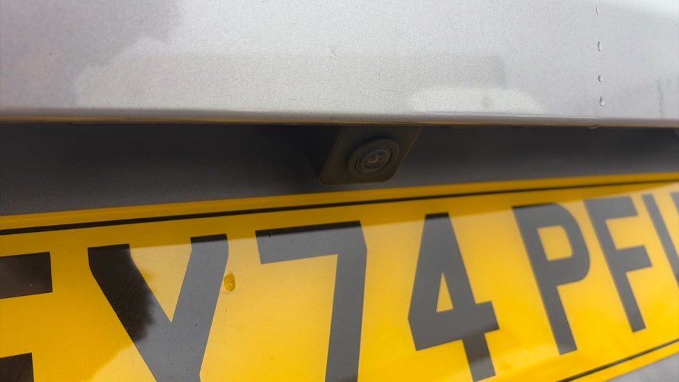 Peugeot 3008 1.6 Hybrid 225 Allure 5dr e-EAT8 Estate - Image 33