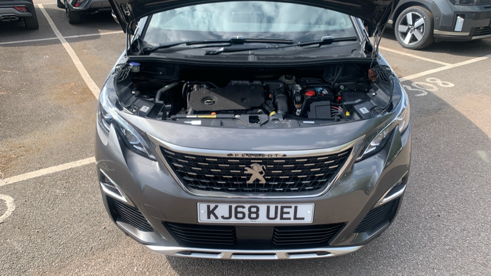 Peugeot 3008 1.5 BlueHDi GT Line 5dr Diesel Estate - Image 8