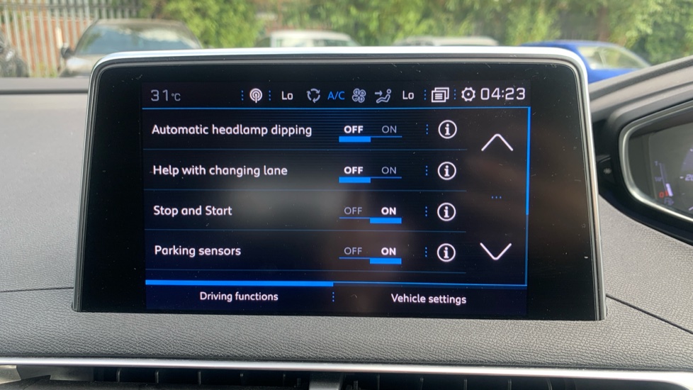 Peugeot 3008 1.5 BlueHDi GT Line 5dr Diesel Estate - Image 32