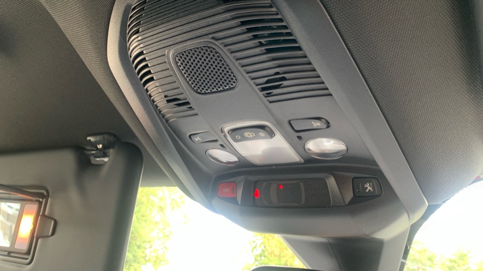 Peugeot 3008 1.5 BlueHDi GT Line 5dr Diesel Estate - Image 39