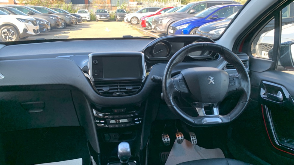 Peugeot 2008 1.2 PureTech 130 GT Line 5dr Petrol Estate - Image 10