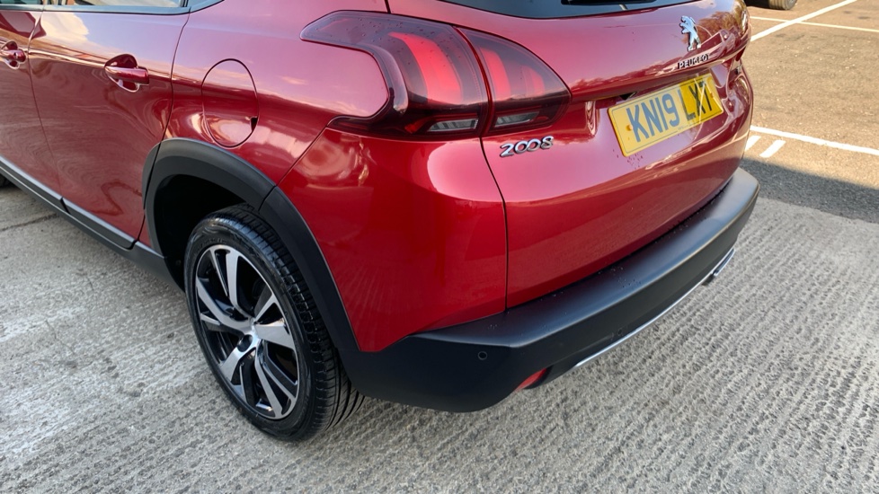 Peugeot 2008 1.2 PureTech 130 GT Line 5dr Petrol Estate - Image 27