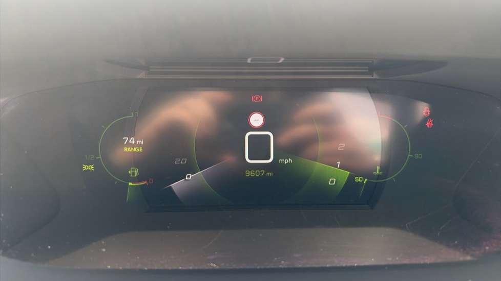 Peugeot 208 1.2 PureTech 100 GT 5dr Petrol Hatchback - Image 18