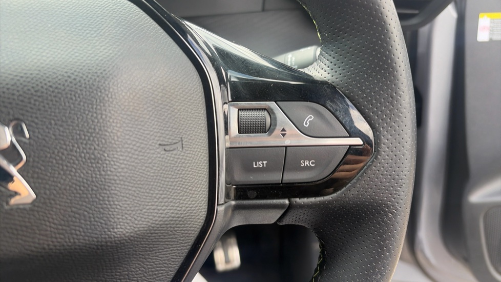Peugeot 208 1.2 PureTech 100 GT 5dr Petrol Hatchback - Image 23