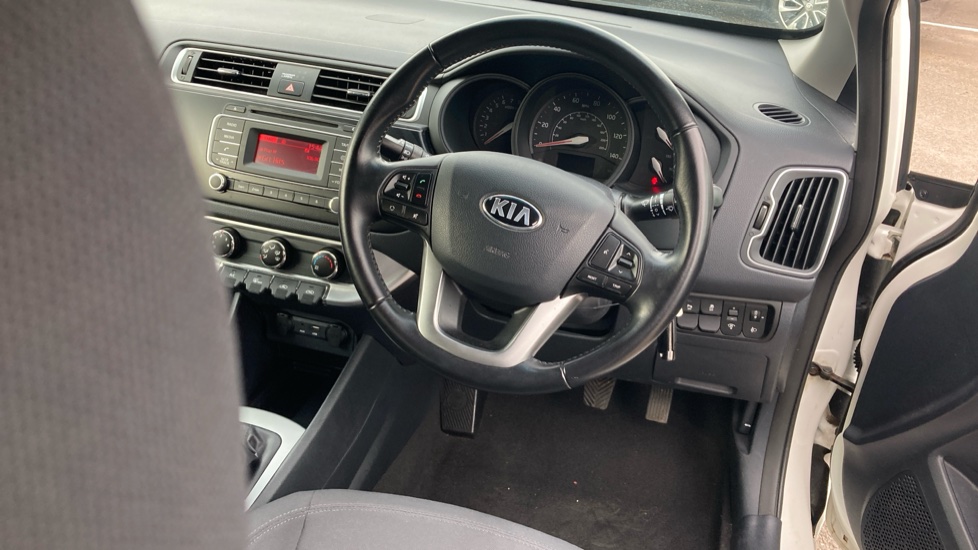 Kia Rio 1.25 SR7 3dr Petrol Hatchback - Image 10