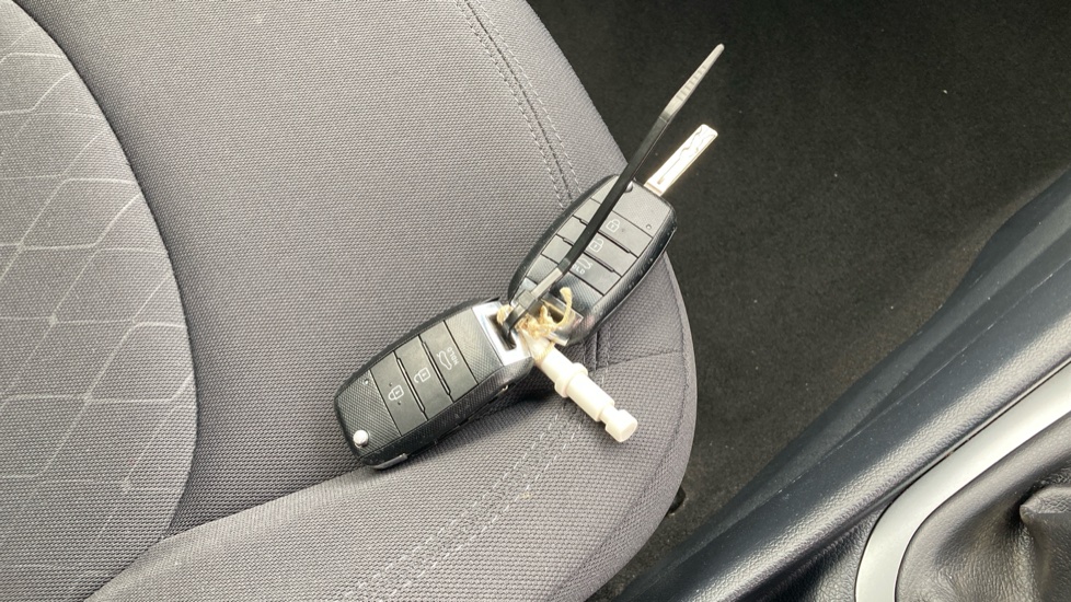 Kia Rio 1.25 SR7 3dr Petrol Hatchback - Image 20