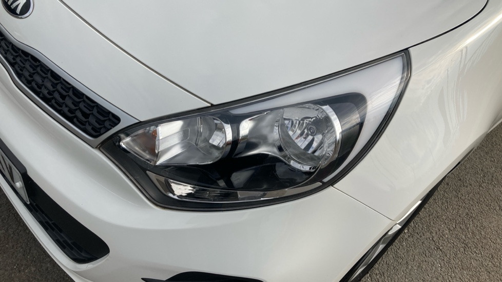 Kia Rio 1.25 SR7 3dr Petrol Hatchback - Image 32