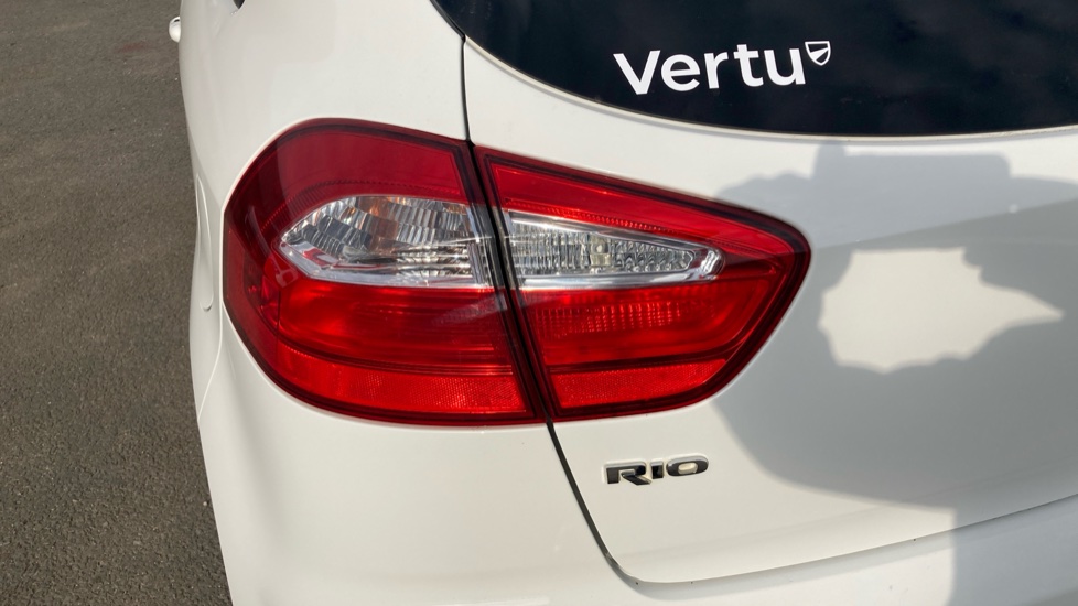 Kia Rio 1.25 SR7 3dr Petrol Hatchback - Image 33