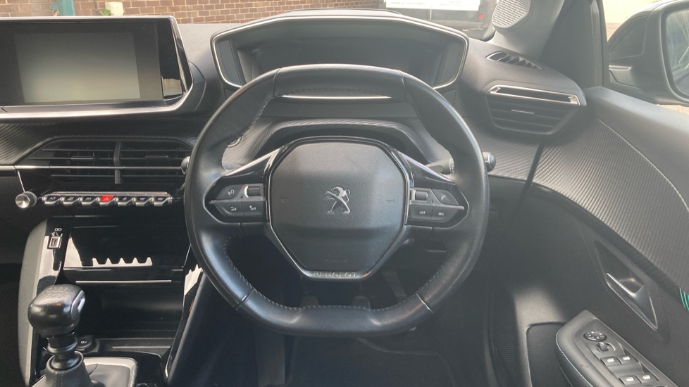 Peugeot 208 1.2 PureTech 100 Allure 5dr Petrol Hatchback - Image 10