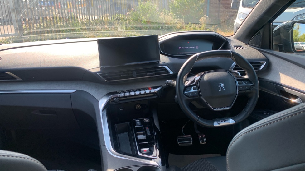 Peugeot 3008 1.2 PureTech GT 5dr EAT8 Petrol Estate - Image 10