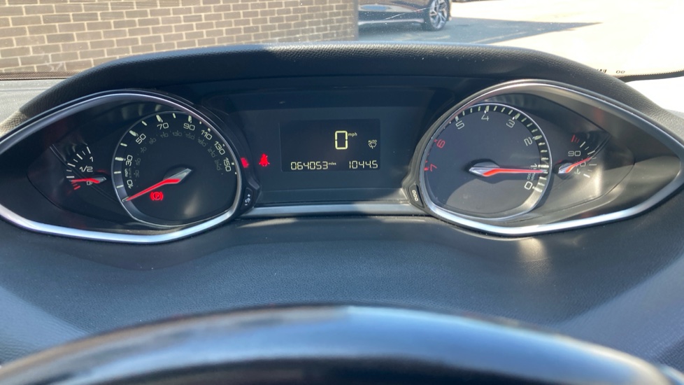 Peugeot 308 1.2 PureTech 130 Allure 5dr Petrol Hatchback - Image 18
