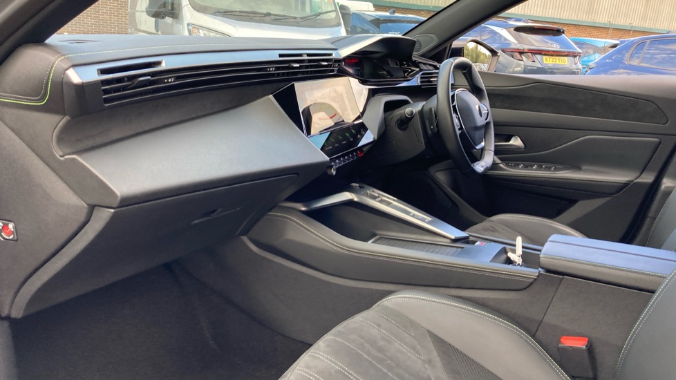 Peugeot 408 1.2 PureTech GT 5dr EAT8 Petrol Hatchback - Image 9