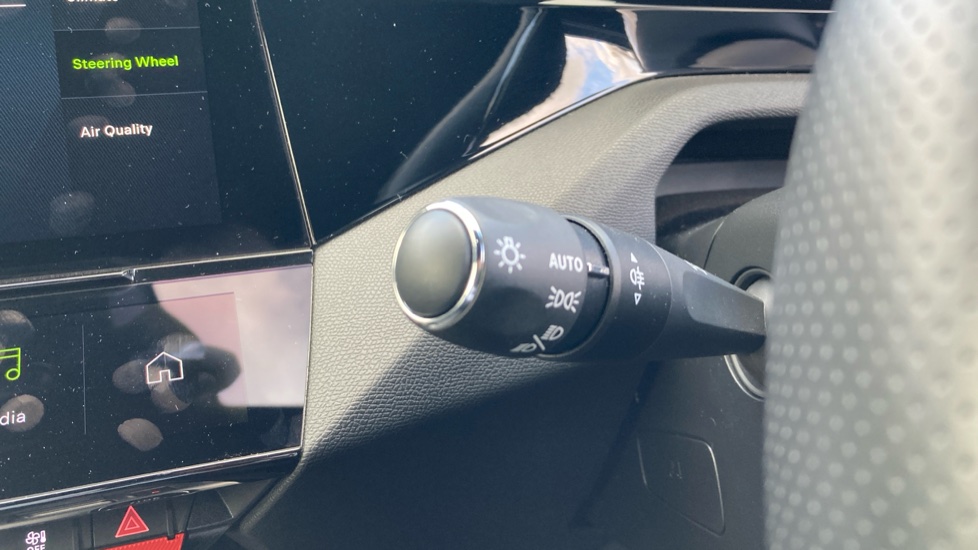 Peugeot 408 1.2 PureTech GT 5dr EAT8 Petrol Hatchback - Image 30