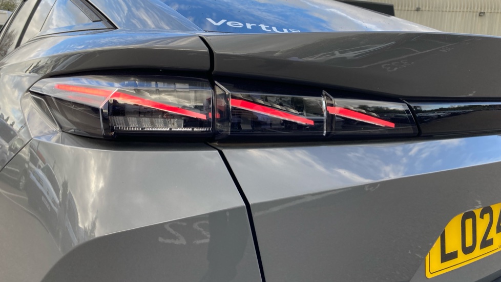 Peugeot 408 1.2 PureTech GT 5dr EAT8 Petrol Hatchback - Image 44