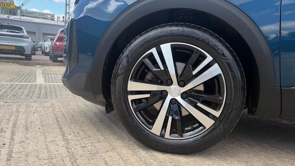 Peugeot 5008 1.6 PureTech 180 GT 5dr EAT8 Petrol Estate - Image 7