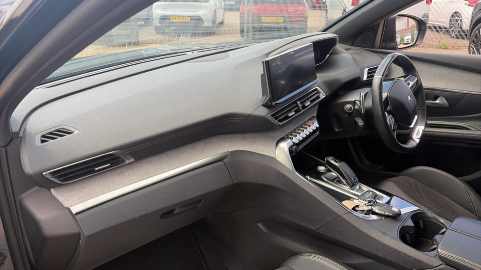 Peugeot 5008 1.6 PureTech 180 GT 5dr EAT8 Petrol Estate - Image 9