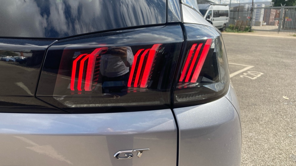 Peugeot 5008 1.5 BlueHDi GT 5dr EAT8 Diesel Estate - Image 40