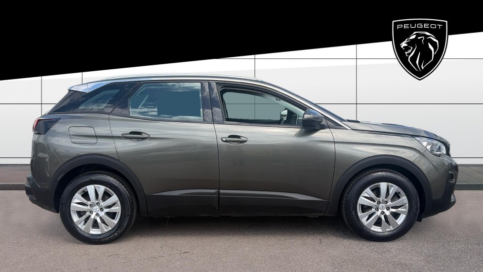 Peugeot 3008 1.2 PureTech Active 5dr Petrol Estate - Image 5