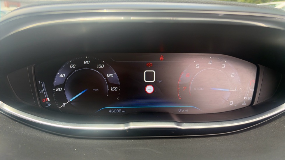Peugeot 3008 1.2 PureTech Active 5dr Petrol Estate - Image 18