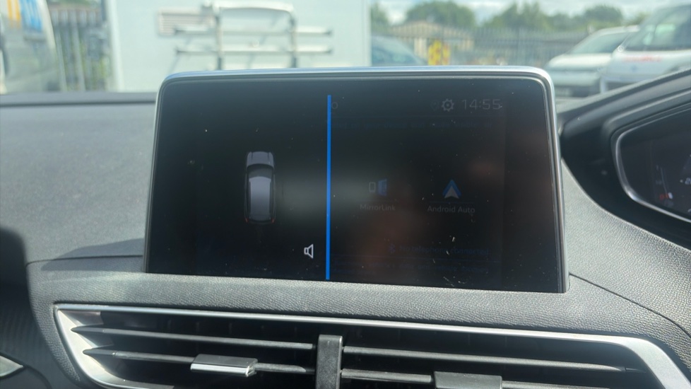 Peugeot 3008 1.2 PureTech Active 5dr Petrol Estate - Image 28