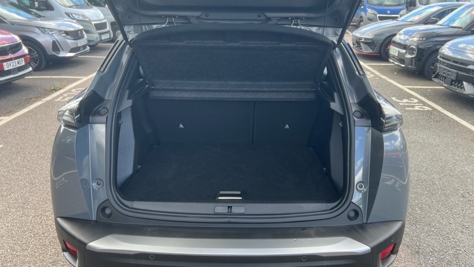 Peugeot 2008 1.2 PureTech 130 Allure 5dr Petrol Estate - Image 4