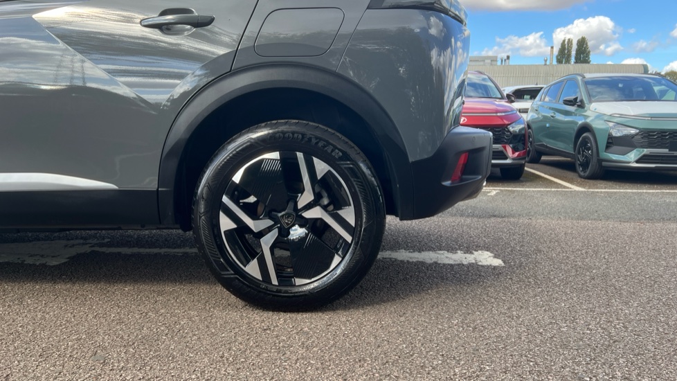 Peugeot 2008 1.2 PureTech 130 Allure 5dr Petrol Estate - Image 7