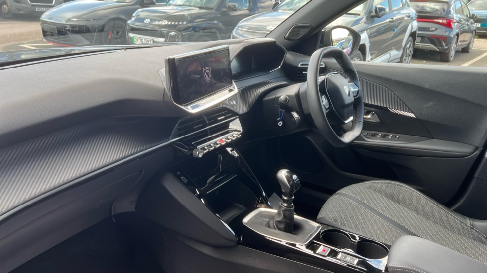 Peugeot 2008 1.2 PureTech 130 Allure 5dr Petrol Estate - Image 9