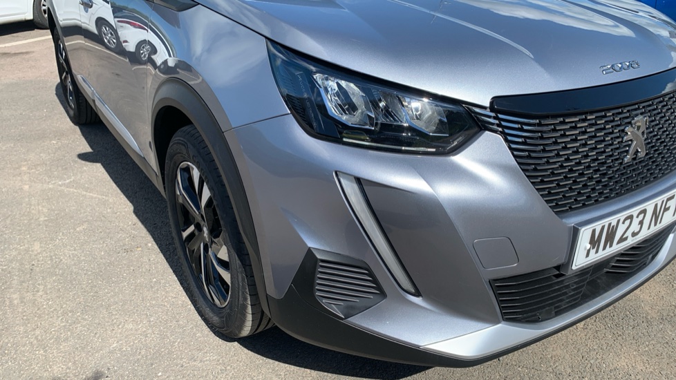 Peugeot 2008 1.2 PureTech Allure Premium+ 5dr Petrol Estate - Image 22