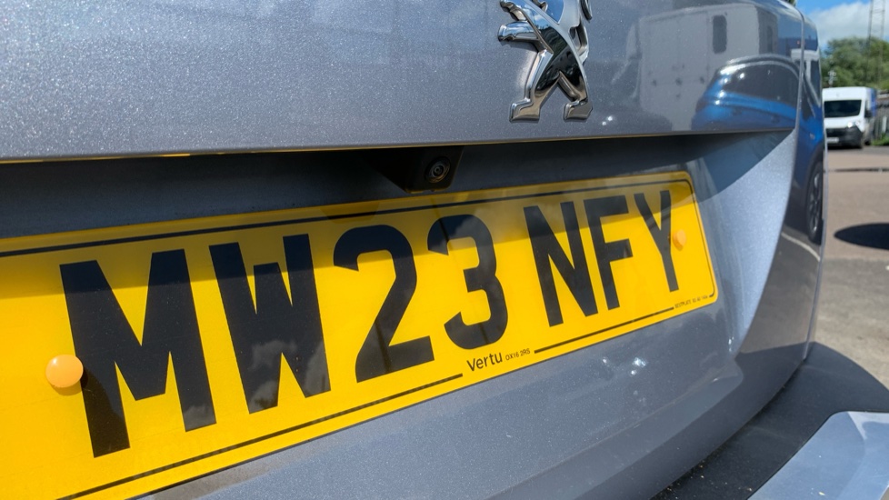 Peugeot 2008 1.2 PureTech Allure Premium+ 5dr Petrol Estate - Image 30