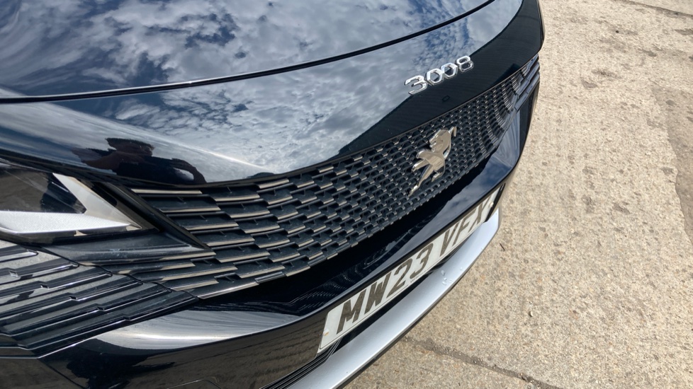 Peugeot 3008 1.2 PureTech GT 5dr EAT8 Petrol Estate - Image 25