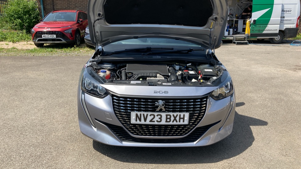 Peugeot 208 1.2 PureTech 100 Active Premium + 5dr Petrol Hatchback - Image 8