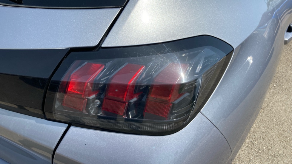 Peugeot 208 1.2 PureTech 100 Active Premium + 5dr Petrol Hatchback - Image 35
