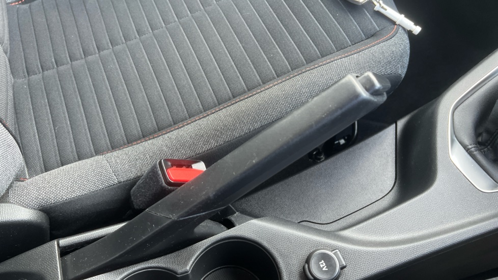 Peugeot 208 1.2 PureTech Active 5dr Petrol Hatchback - Image 17
